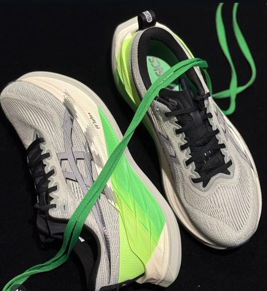 اسيكس سوبر بلاست2 -
الاصدار المحدود / لايت شو