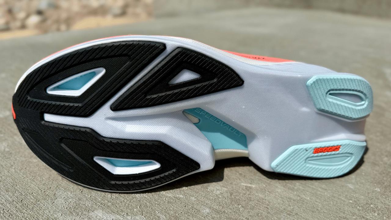 بروكس هايبريون ماكس 3 - Brooks Hyperion Max 3 أسرع حذا تدريب يومي