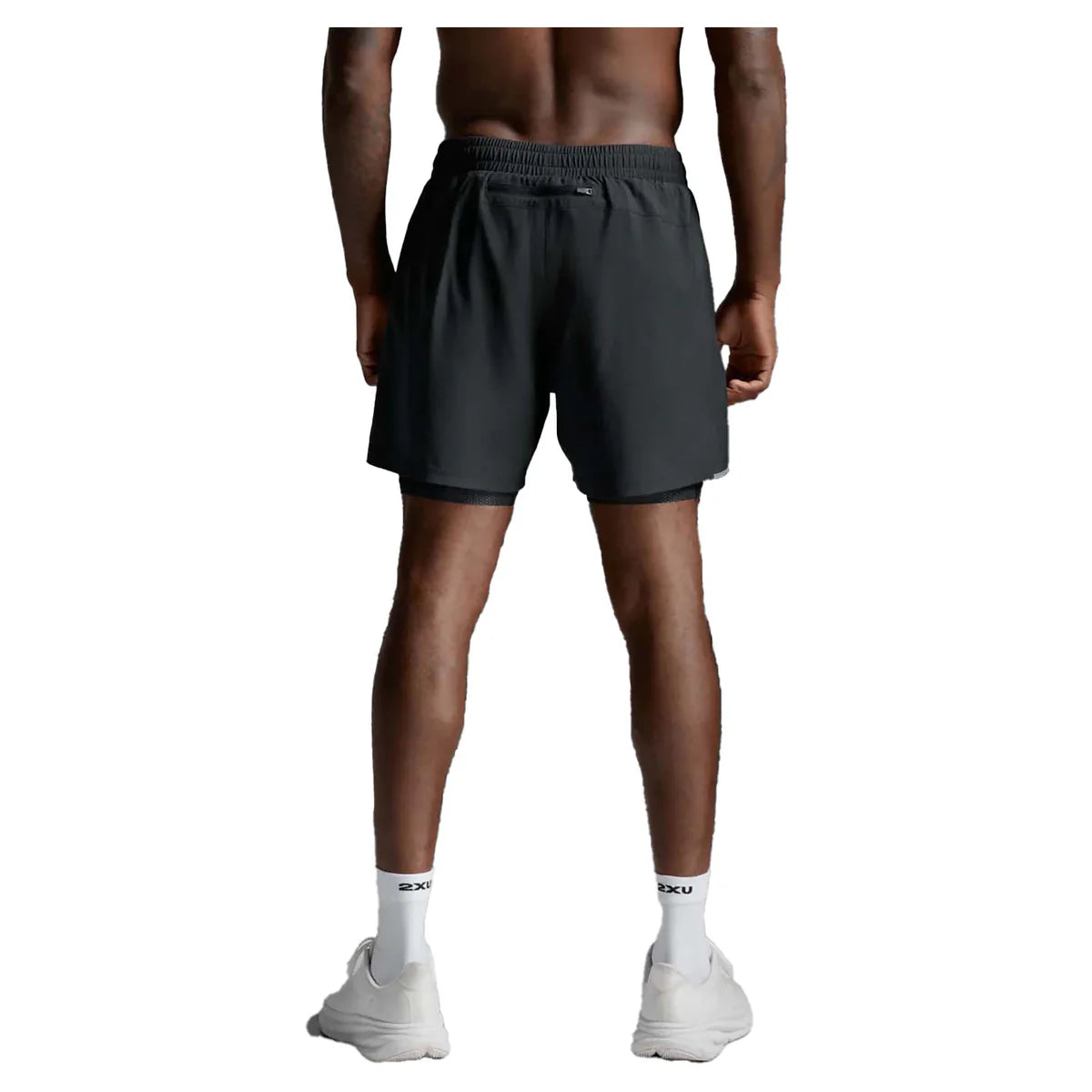 2XU شورت ركض عالي الأداء ٢*١ اللون الأسود