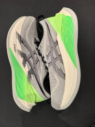 اسيكس سوبر بلاست2 - 
الاصدار المحدود / لايت شو