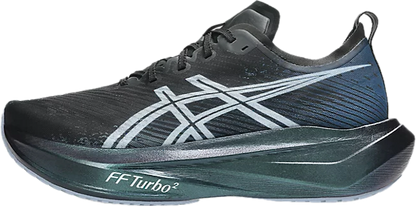 أسيكس ميجابلاست: أفضل حذاء ركض يومي صنعته أسيكس على الإطلاق ؛ أداء أحذية السباقات دون شريحة الكربون القاسية / يصل الأسبوع الأول من يناير "إن شاء الله"