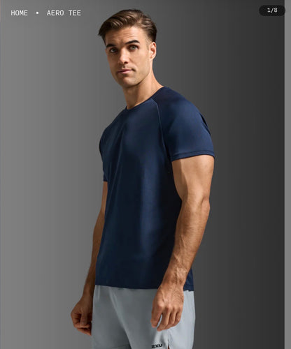 2XU تيشيرت ركض
يتوفر في الأسبوع الرابع من يناير "إن شاء الله"