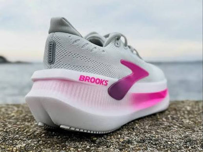 الحذاء القادم من الفضاء / الإصدار النسائي
بروكس جليسرين ماكس 2
الحجز المسبق يصل الأسبوع الثاني يناير