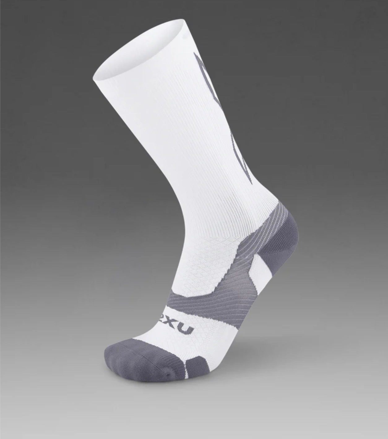 2XU جوارب ركض عالية الأداء
VECTR LIGHT CUSHION CREW SOCKS
حجز مسبق يصل الأسبوع الرابع من يناير "إن شاء الله"