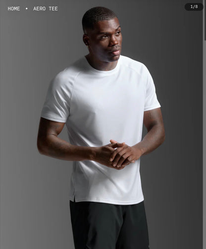 2XU تيشيرت ركض
يتوفر في الأسبوع الرابع من يناير "إن شاء الله"