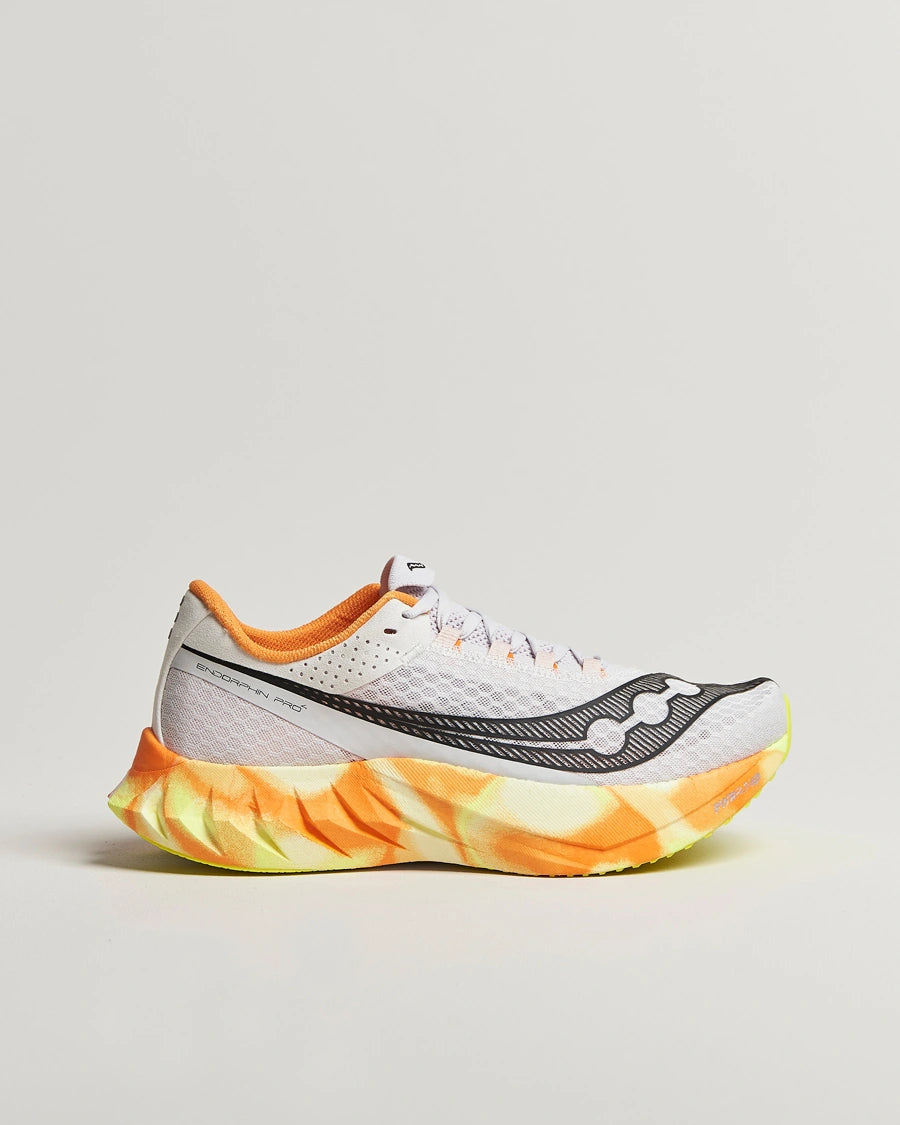 سوكوني برو 4 , حذاء السباقات متعدد المهام