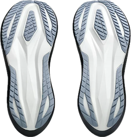 أسيكس ميجابلاست: أفضل حذاء ركض يومي صنعته أسيكس على الإطلاق ؛ أداء أحذية السباقات دون شريحة الكربون القاسية / يصل الأسبوع الأول من يناير "إن شاء الله"